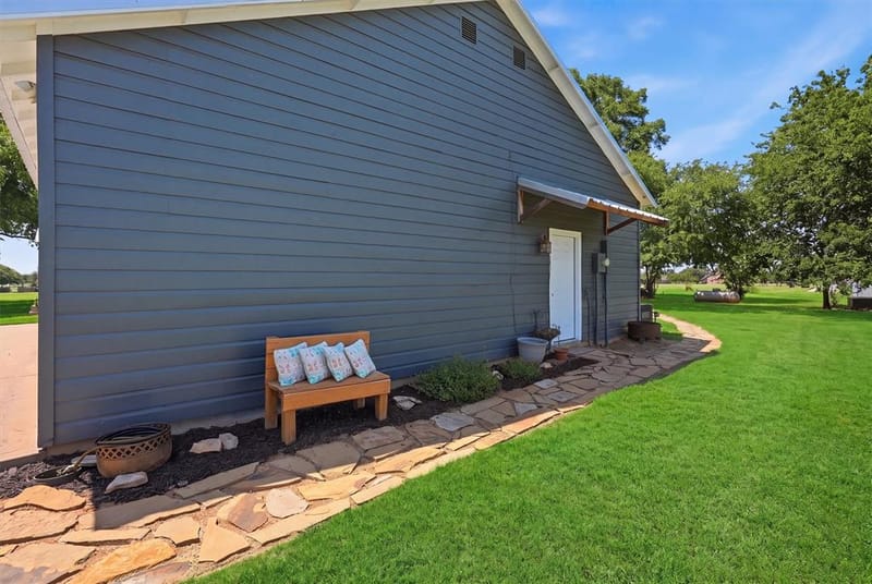 1313 Porter Court, Granbury TX 76048 - Photo 32