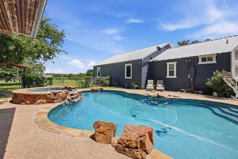 1313 Porter Court, Granbury TX 76048 - Photo 29