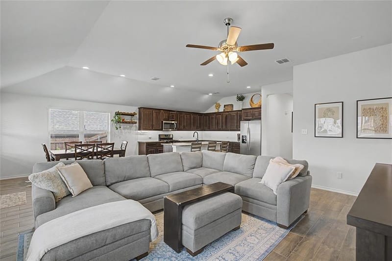 1825 Agarito Drive, Weatherford TX 76086 - Photo 4