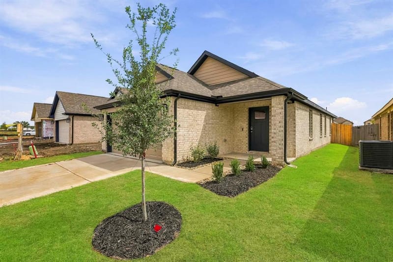 1707 Acts Lane, Ennis TX 75119 - Photo 2