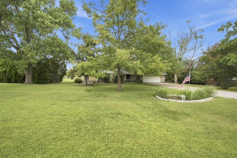 1215 Butcher Road, Waxahachie TX 75165 - Photo 4
