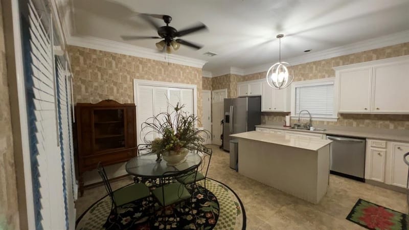 608 Linden Street, Shreveport LA 71104 - Photo 6