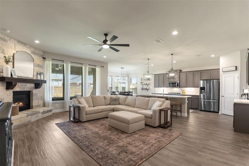 1215 Alderwood Drive, Justin TX 76247 - Photo 6