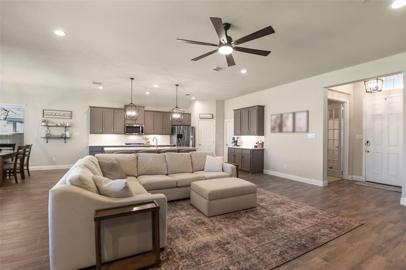 1215 Alderwood Drive, Justin TX 76247 - Photo 7