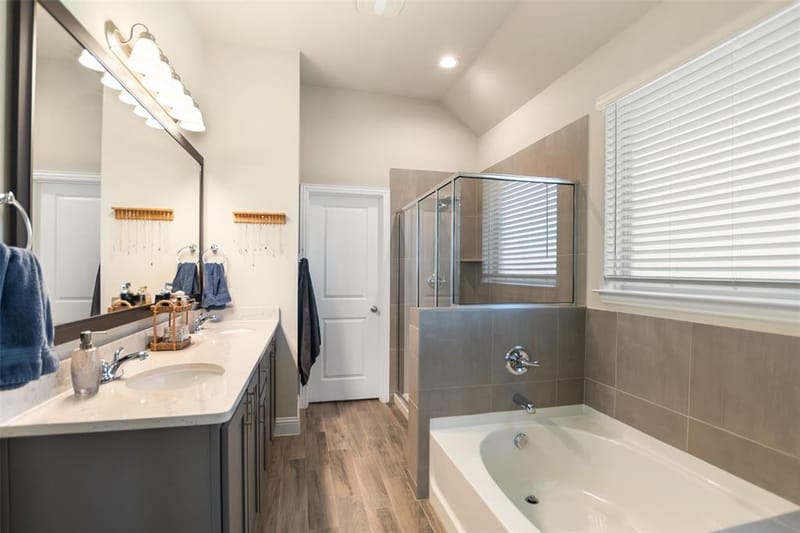 1215 Alderwood Drive, Justin TX 76247 - Photo 20