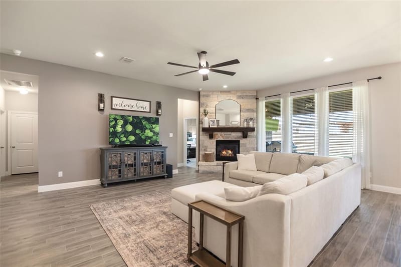 1215 Alderwood Drive, Justin TX 76247 - Photo 9