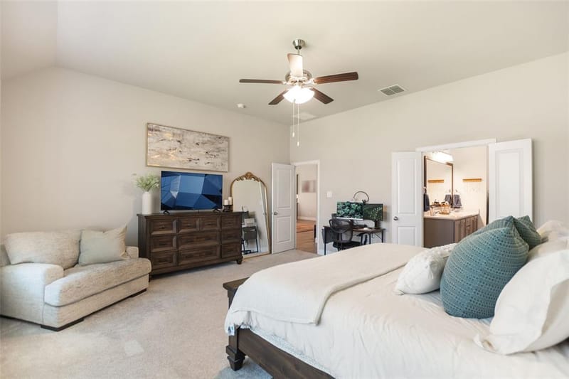 1215 Alderwood Drive, Justin TX 76247 - Photo 19