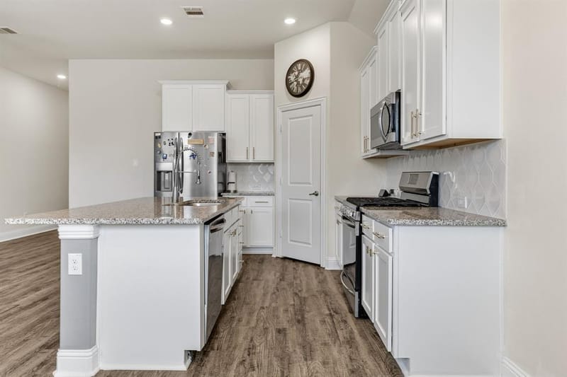 2717 Ainsworth Road, Aubrey TX 76227 - Photo 10