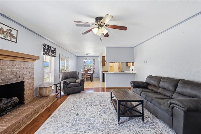 892 Highland Circle, Springtown TX 76082 - Photo 13