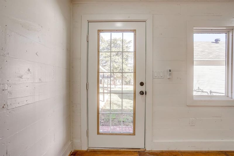 619 W Live Oak Street, Jacksboro TX 76458 - Photo 34