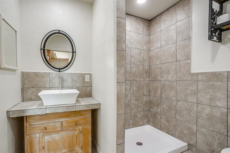 619 W Live Oak Street, Jacksboro TX 76458 - Photo 21