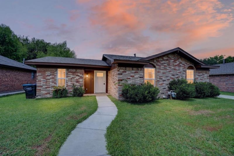 8312 Charles Street, Greenville TX 75402 - Photo 37