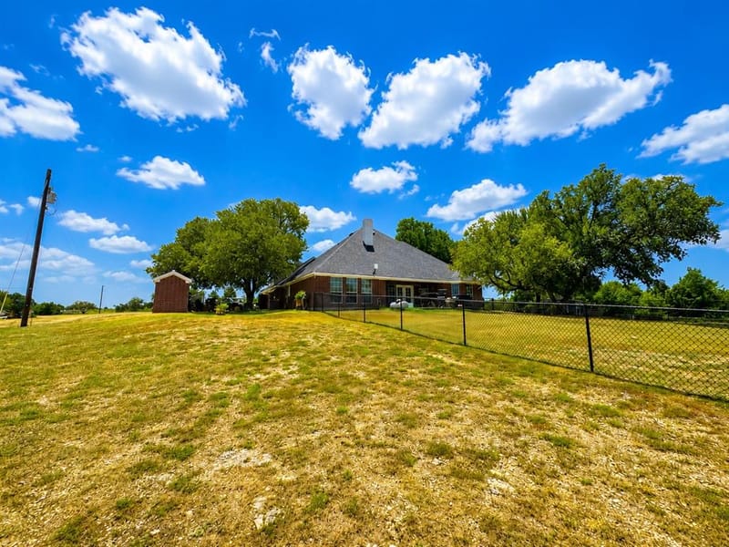 148 County Road 2627, Decatur TX 76234 - Photo 3