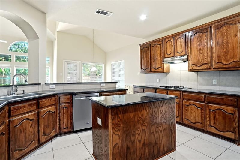 5231 Woodfield Drive, Grand Prairie TX 75052 - Photo 15