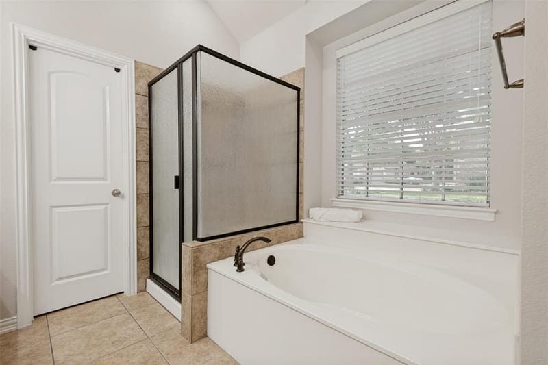 6206 Shoal Creek Trail, Garland TX 75044 - Photo 9