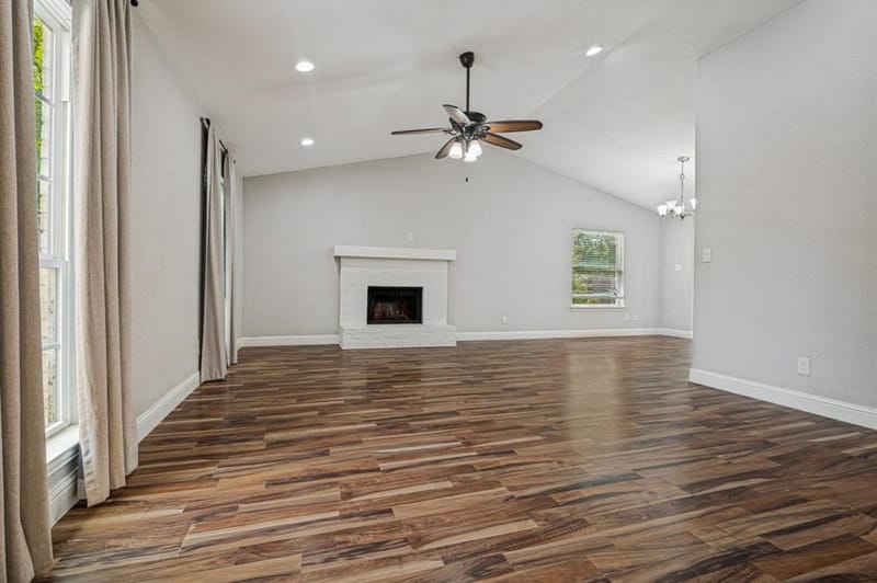 2325 Warwick Avenue, Grand Prairie TX 75052 - Photo 2