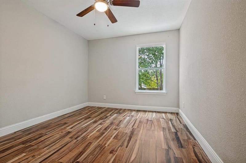 2325 Warwick Avenue, Grand Prairie TX 75052 - Photo 10
