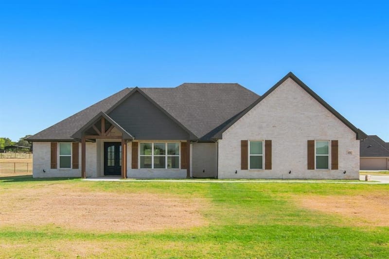 121 Friendship Way, Boyd TX 76023