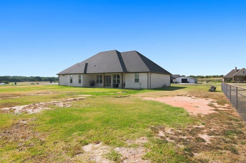 121 Friendship Way, Boyd TX 76023 - Photo 35