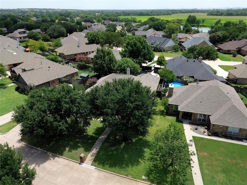106 Honeysuckle Drive, Justin TX 76247 - Photo 24