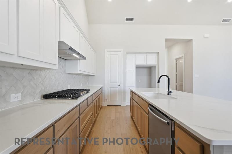 11305 Bratton Boulevard, Fort Worth TX 76052 - Photo 3