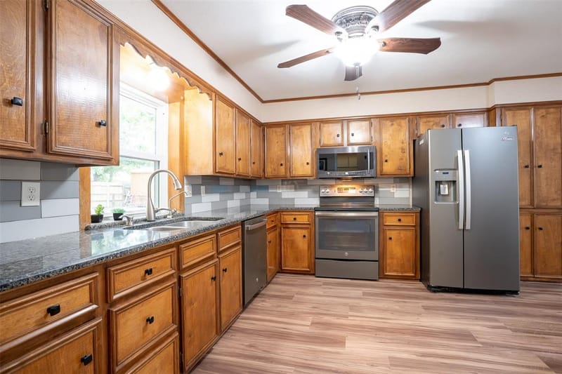 1479 Lockwood Street, Stephenville TX 76401 - Photo 6
