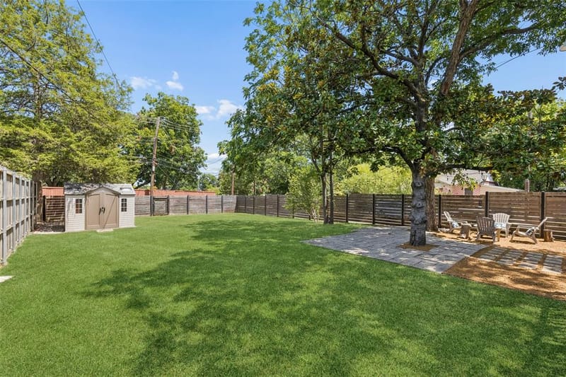 802 Turner Avenue, Dallas TX 75208 - Photo 26