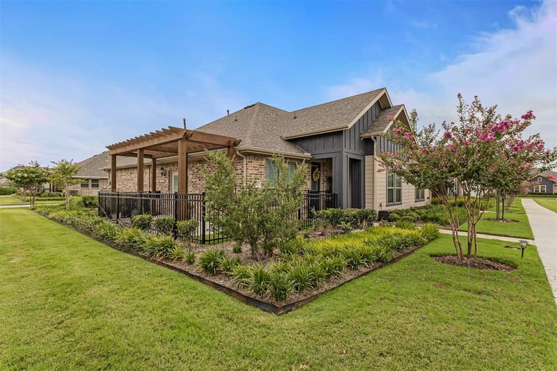 1005 4th Street, Argyle TX 76226