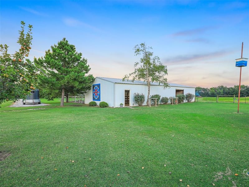 1880 County Road 2610, Bonham TX 75418 - Photo 37