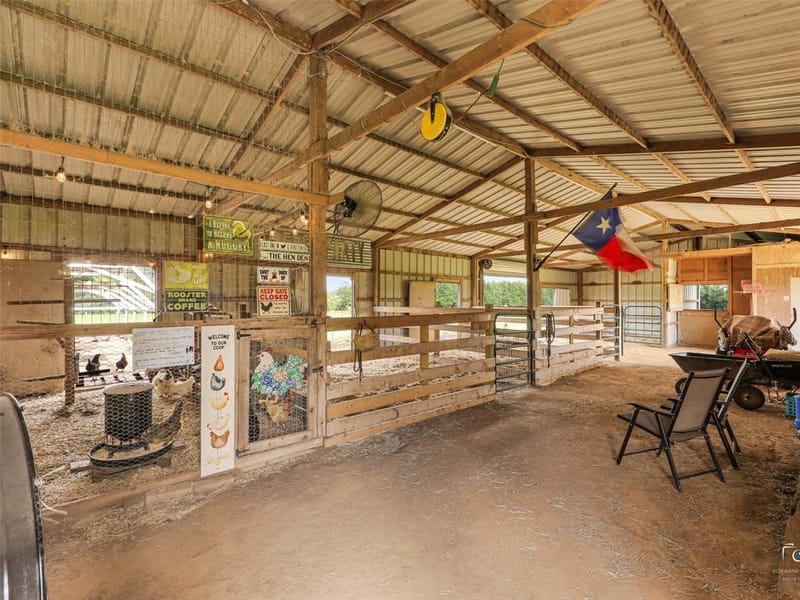 1880 County Road 2610, Bonham TX 75418 - Photo 35