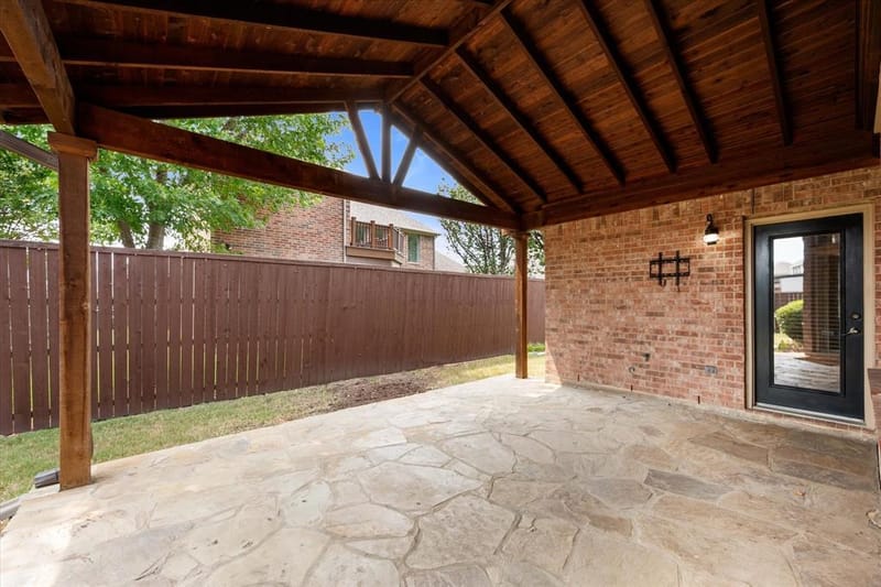 1815 Lakes Edge Boulevard, Mansfield TX 76063 - Photo 34