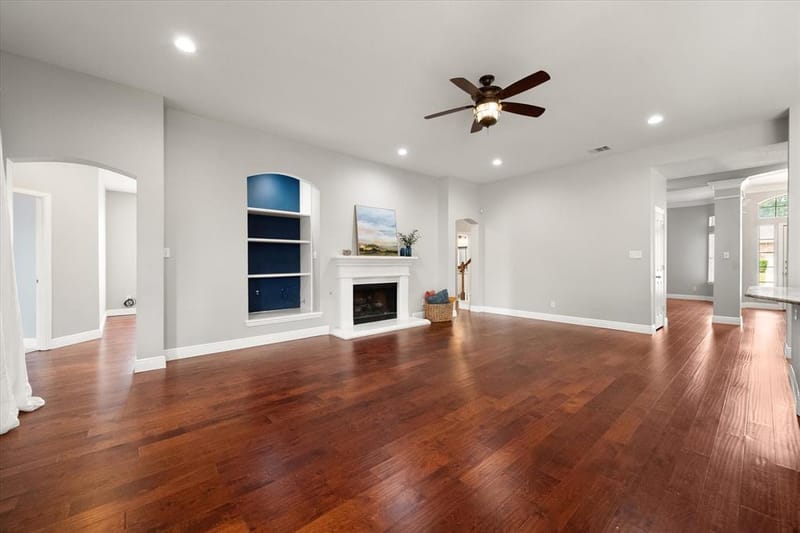 1815 Lakes Edge Boulevard, Mansfield TX 76063 - Photo 10