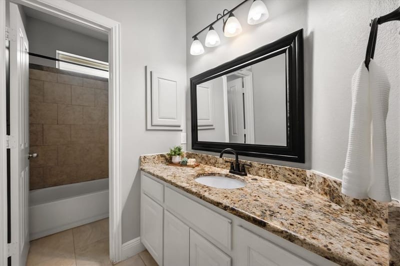 1815 Lakes Edge Boulevard, Mansfield TX 76063 - Photo 29