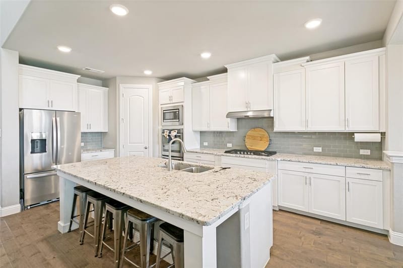 3205 Newsom Ridge Drive, Mansfield TX 76063 - Photo 9