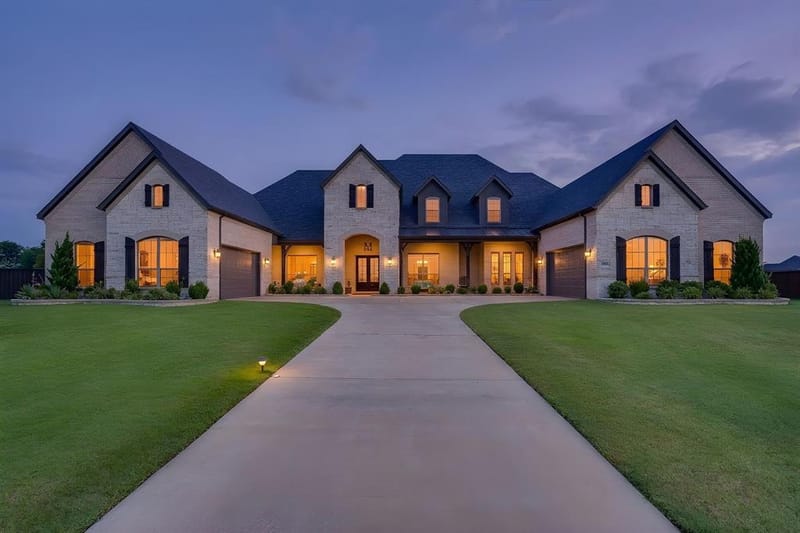 651 Bandera Drive, Waxahachie TX 75167