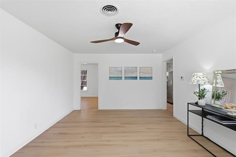 5421 Palmer Drive, Haltom City TX 76117 - Photo 4