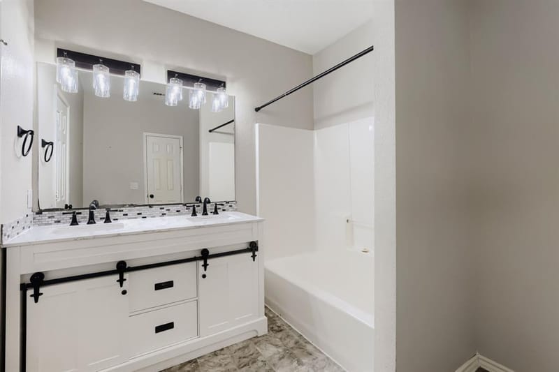 4422 Briarcrest Lane, Sachse TX 75048 - Photo 9
