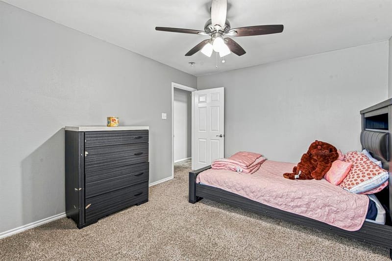 901 Tennison Drive, Euless TX 76039 - Photo 16