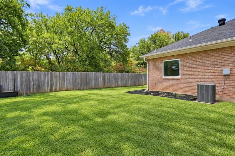 901 Tennison Drive, Euless TX 76039 - Photo 28