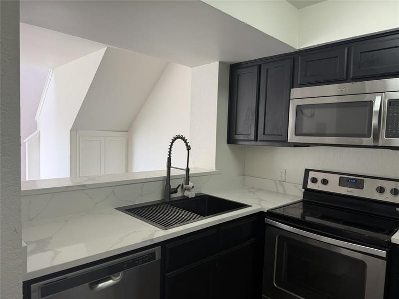 3125 Sondra Drive # 201, Fort Worth TX 76107 - Photo 11