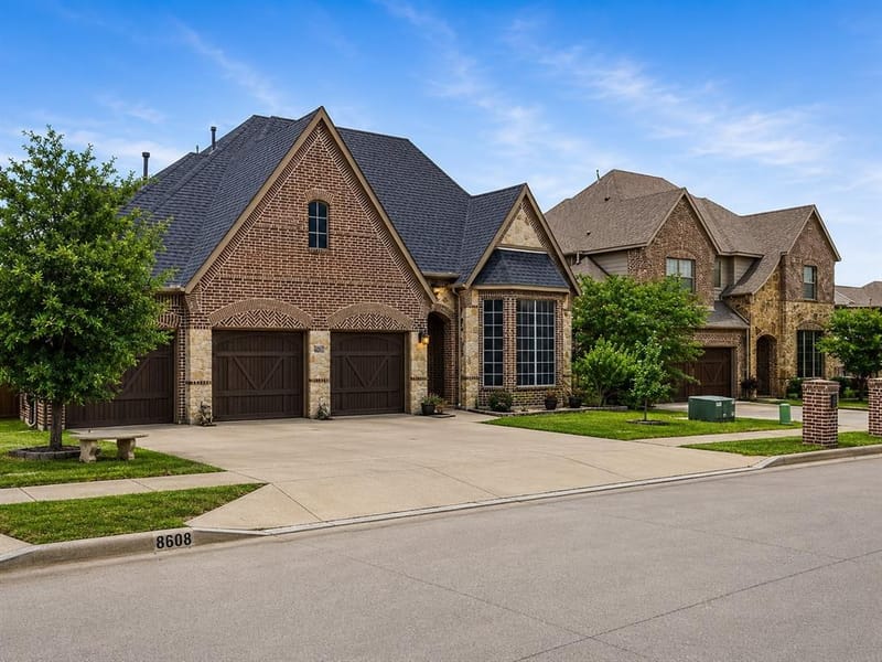8608 Snowdrop Court, Fort Worth TX 76123 - Photo 2