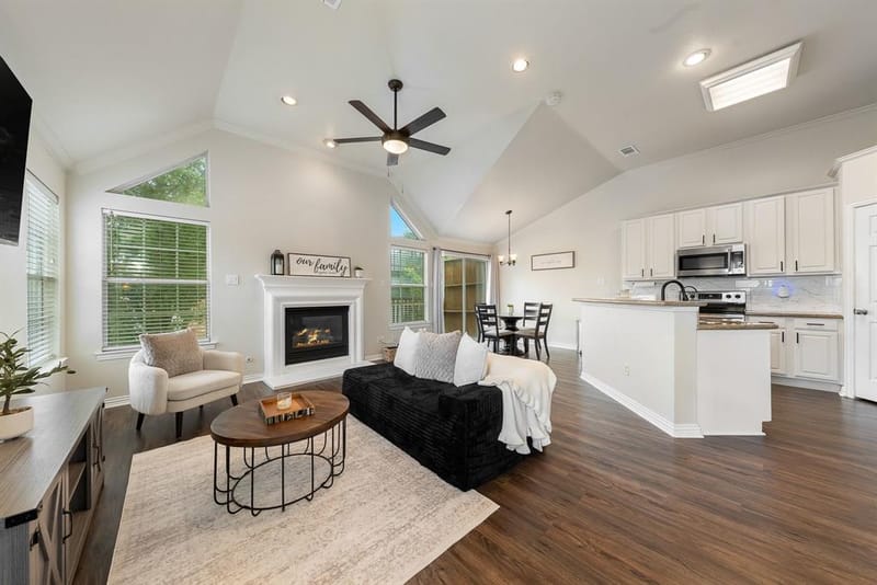18240 Midway Road # 1301, Dallas TX 75287 - Photo 2