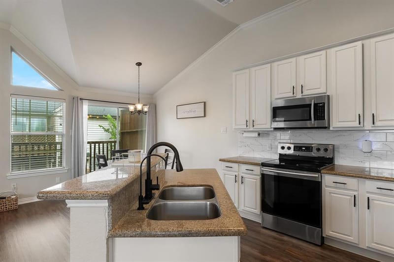 18240 Midway Road # 1301, Dallas TX 75287 - Photo 3