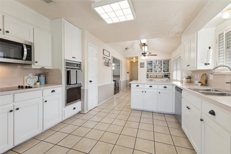 2512 Evergreen Drive, Plano TX 75075 - Photo 4