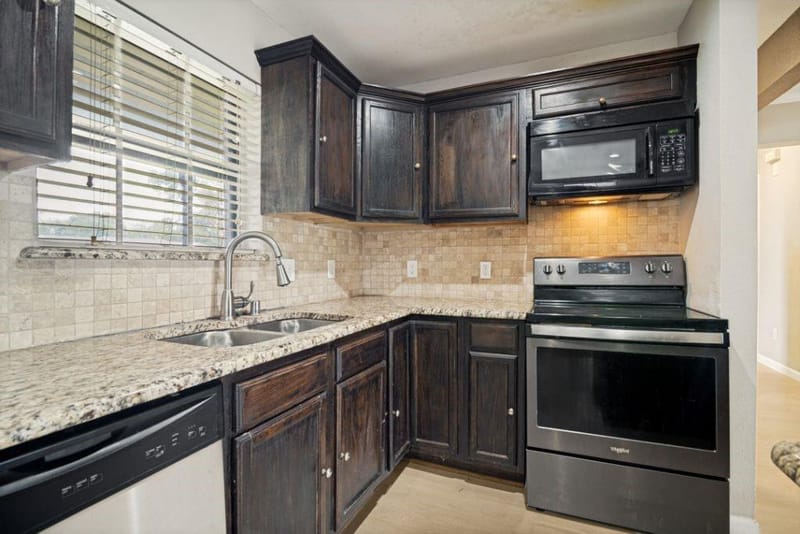 2426 Whit Drive, Mesquite TX 75150 - Photo 5