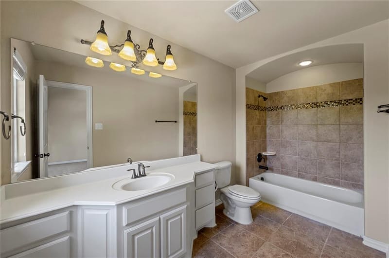 2116 Ironside Drive, Lewisville TX 75056 - Photo 26