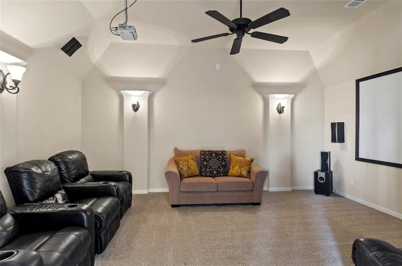 2116 Ironside Drive, Lewisville TX 75056 - Photo 9