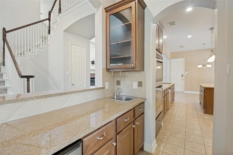 2275 Dame Laurel Lane, Lewisville TX 75056 - Photo 9