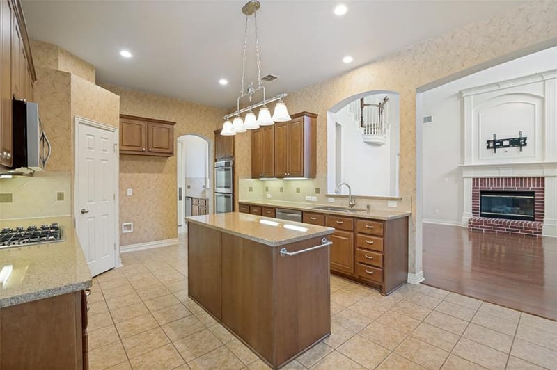 2275 Dame Laurel Lane, Lewisville TX 75056 - Photo 8