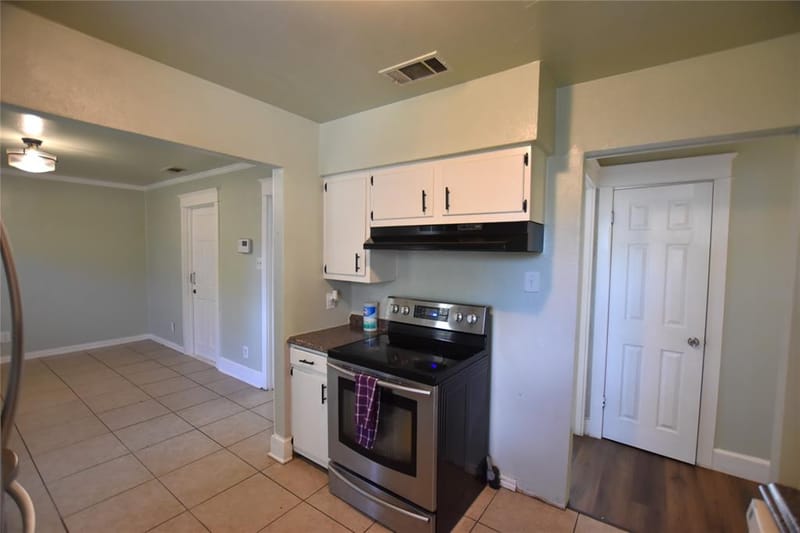 1718 Summit Street, Mesquite TX 75149 - Photo 7